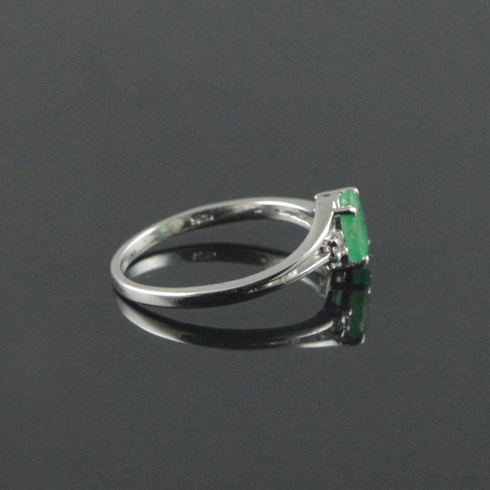 Natural 925 Sterling Silver Emerald/Zircon Oval Ring | Save 33% - Rajasthan Living 10