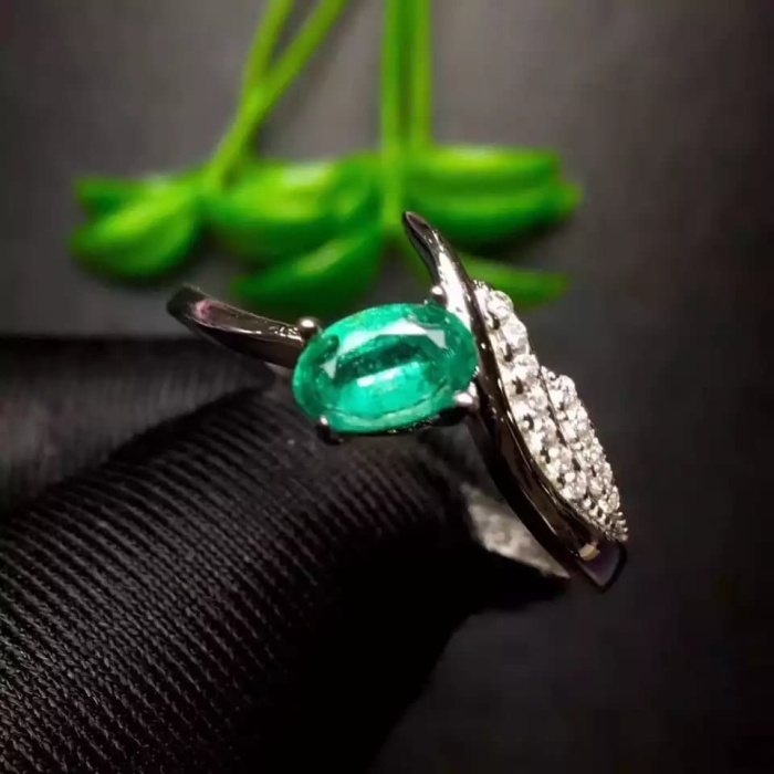 Natural Emerald & Cubic Zirconia Woman Ring, 925 Steeling Silver, Emerald Ring, Statement Ring, Engagement and Wedding Ring | Save 33% - Rajasthan Living 6