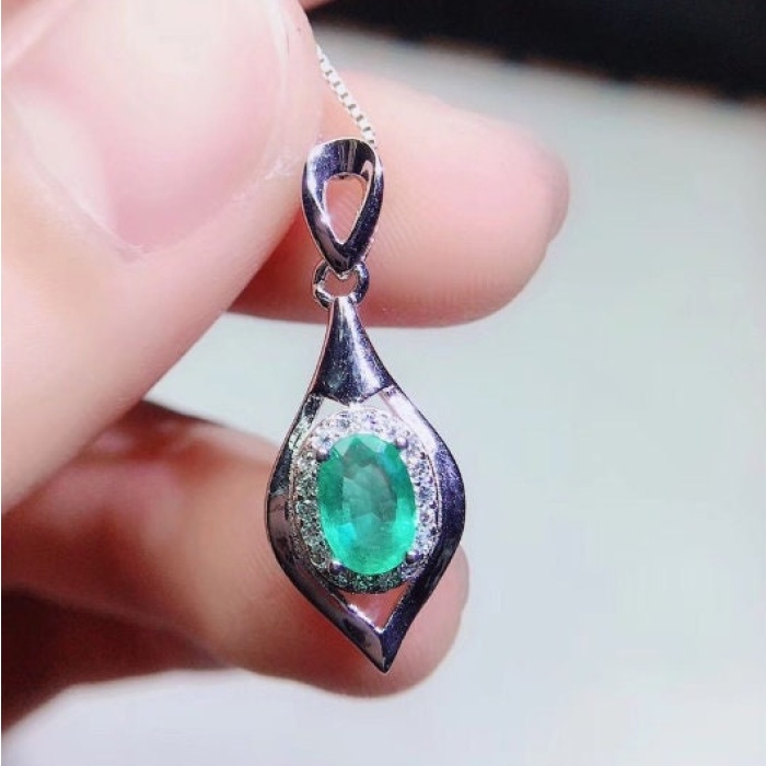 Natural Emerald Pendant, Engagement Pendent, Emerald Silver Pendent, Woman Pendant, Pendant Necklace, Luxury Pendant, Oval Cut Stone Pendent | Save 33% - Rajasthan Living 9